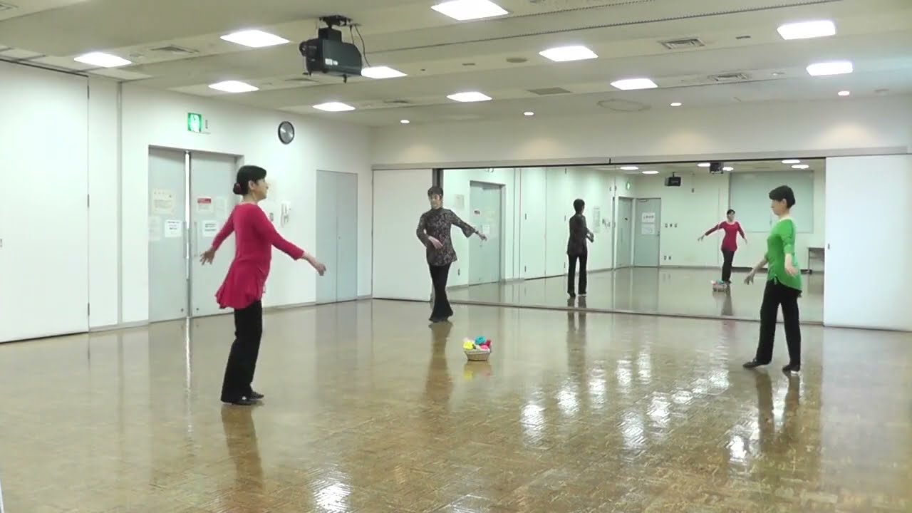 Shir Al Etz シルアルエツ שיר על עץ  -Yaakov Mariyoma (Circle Dance)