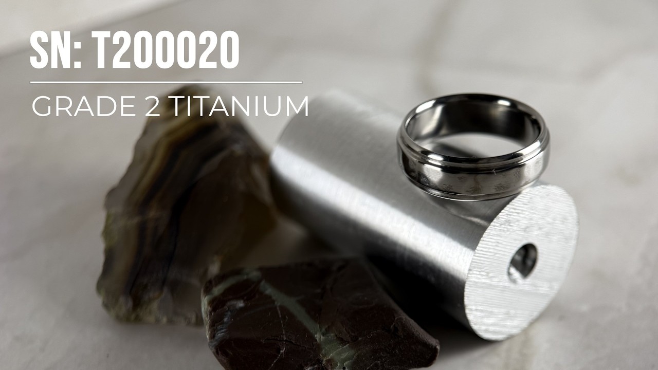 Ring T200020 &ndash; Grade 2 Titanium | Raised Band - Hammered look
