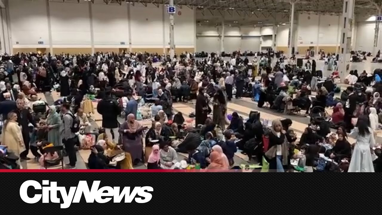 В Торонто прошло крупнейшее в Канаде мероприятие, посвященное молитве в честь Ид аль-Фитр.
