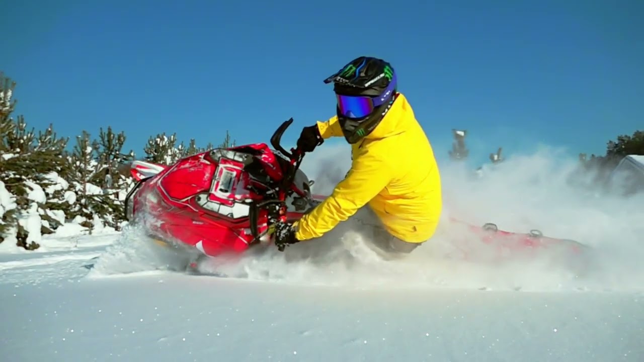 MAXX Shredder RE 850 #LynxSnowmobiles #LynxShredder