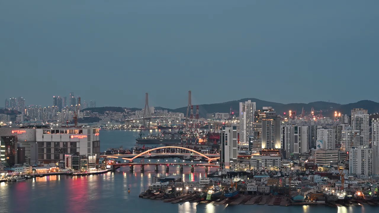 Z 85.8 S & Z 5 타임랩스 - 부산 남항 야경