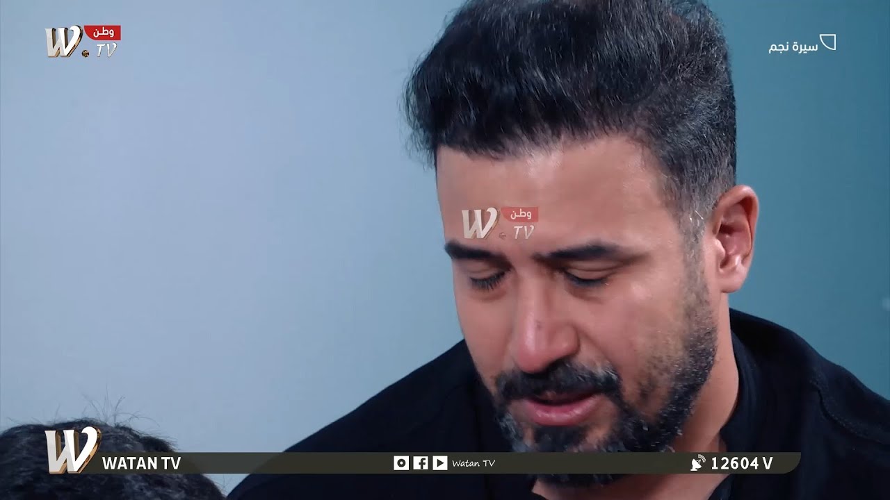عمار نجل الشاعر عادل محسن ينهار بالبكاء عند قراءته احدى قصائد والده| #سيرة_نجم