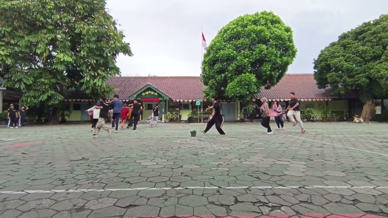 Latihan uprak tari 10/01/2026