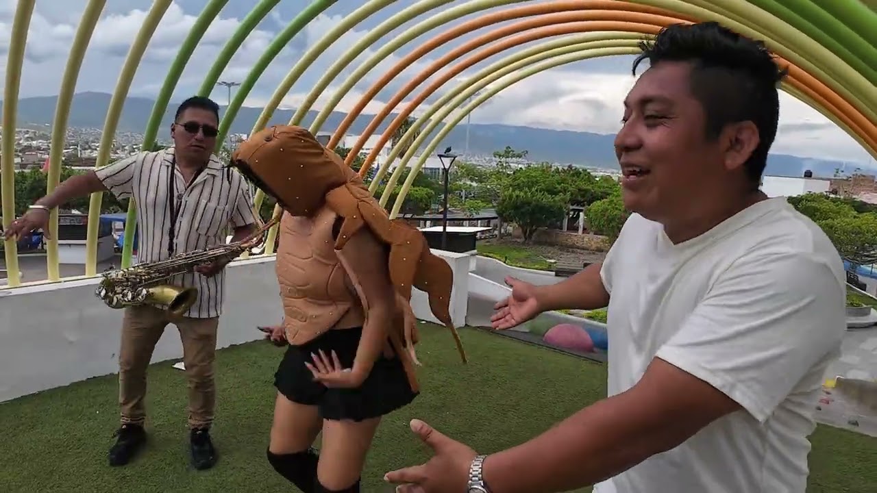 LA PULGUITA- Manny y Su Nueva proyección Mar'tz [Video oficial]ESTRENO 2025