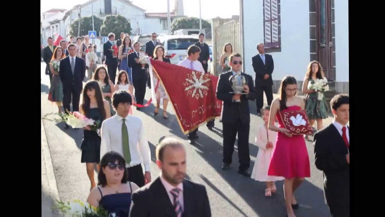 Procissão do Divino Espirito Santo dos Calços