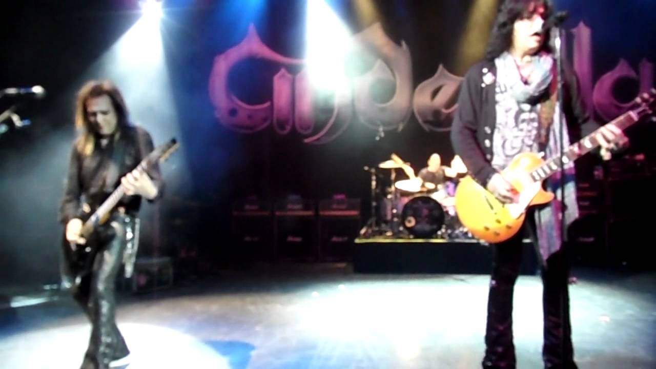 CINDERELLA - 1/6: Once Around The Ride (Live in London 2011)