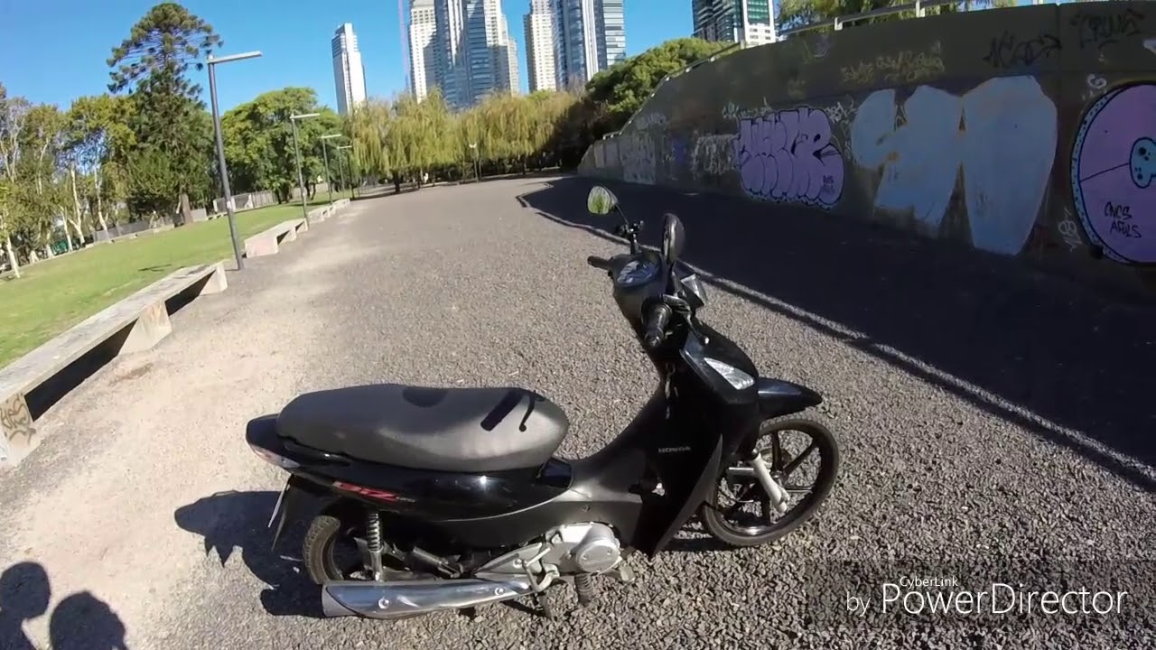 Review Honda biz 125 full  2017 opiniones