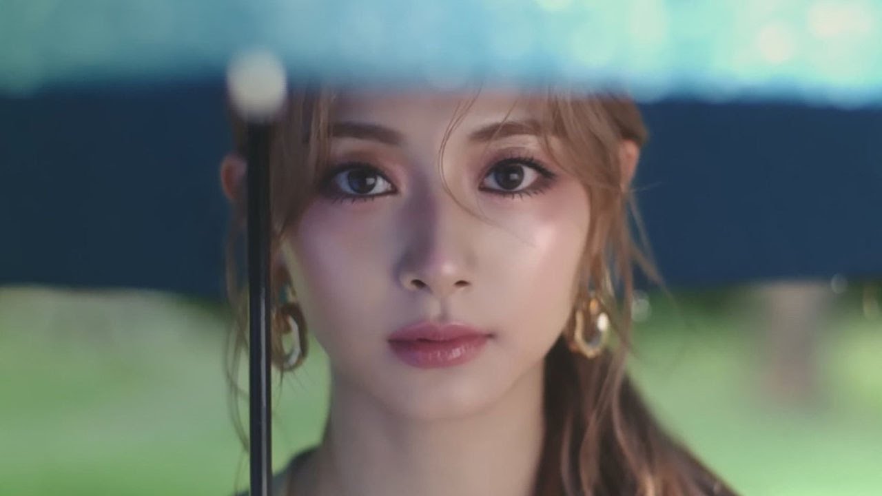 [TWICE 1001] TZUYU has everyone in AWE with her stunning visual