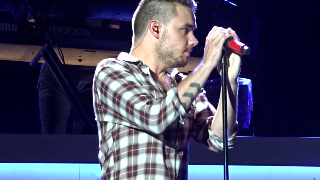 One Direction - 18 - Minneapolis - 7-26-15