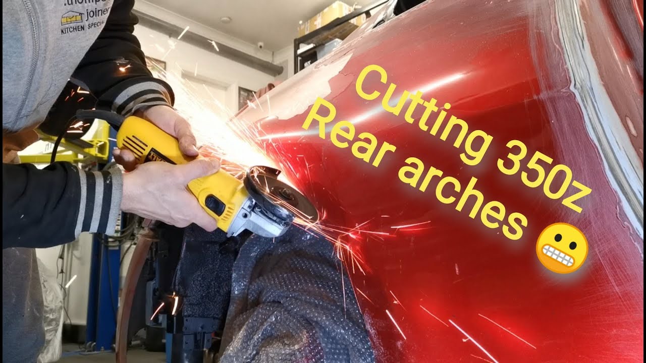 Cutting 350z rear arches to allow the wide body kit