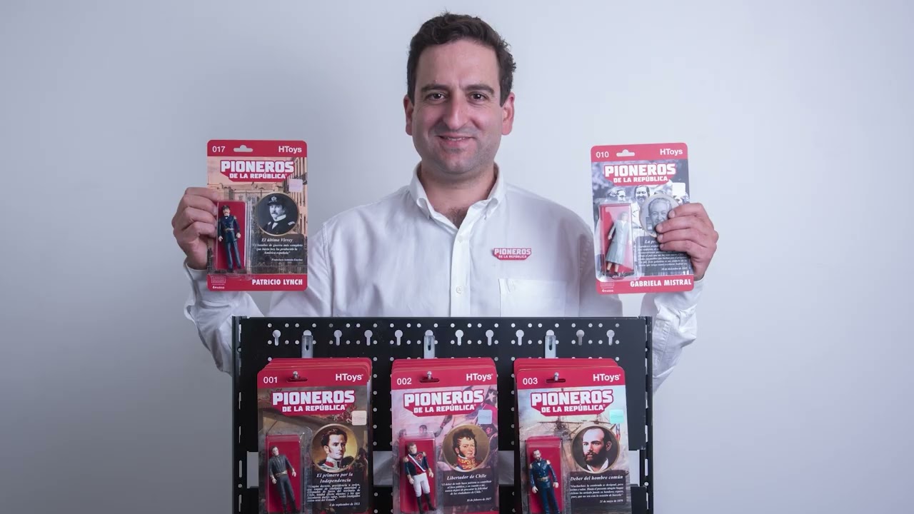 Conversamos con Tomás Silva, historiador y creador de H Toys