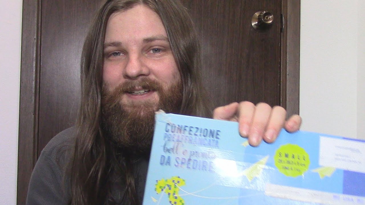 ASMR Unboxing gifts from Ecate Splendente
