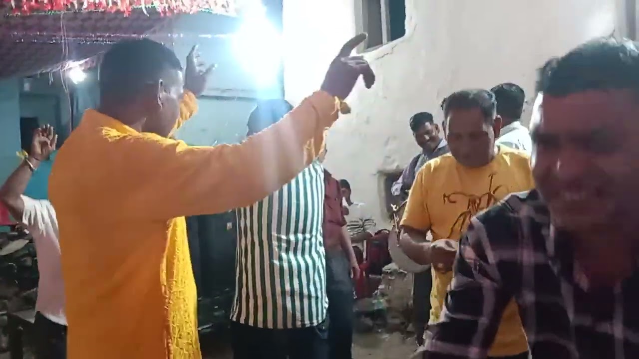 #garhwali #best #band #gangora कृपया पूरा बैंड होम थिएटर का प्रयोग करें या लीड लगाकर सुने 💯🔊