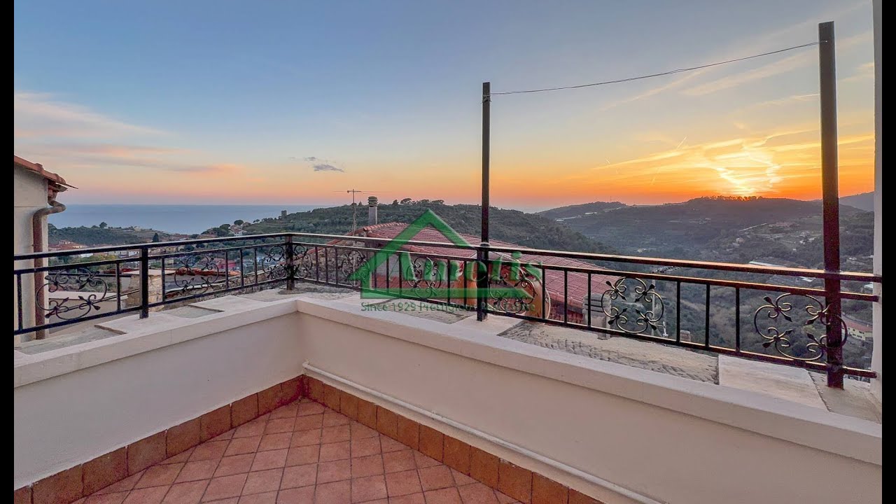 A225 Appartamento con terrazzo e vista mare in Vendita a Pompeiana (IM)
