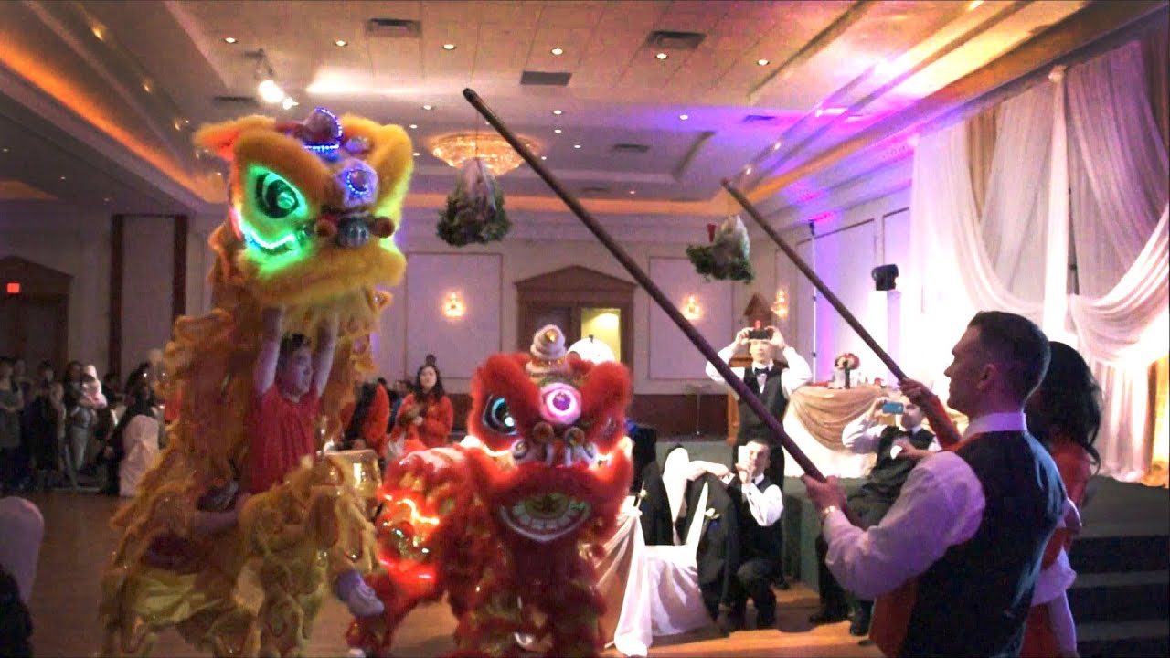 Toronto Latyip's LED lion dance @ Catherine & Ryan Wedding 婚宴舞獅 4