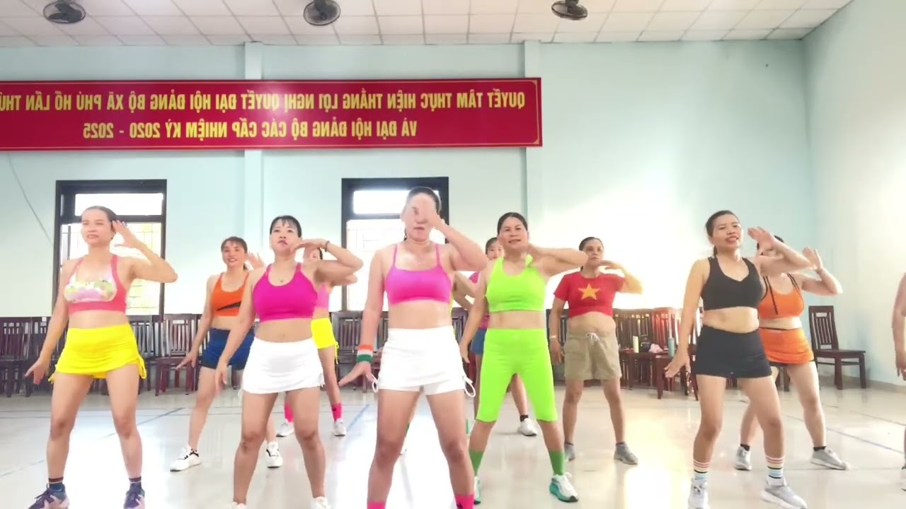 Sáng thứ 2 ! Giật bụng nhé!