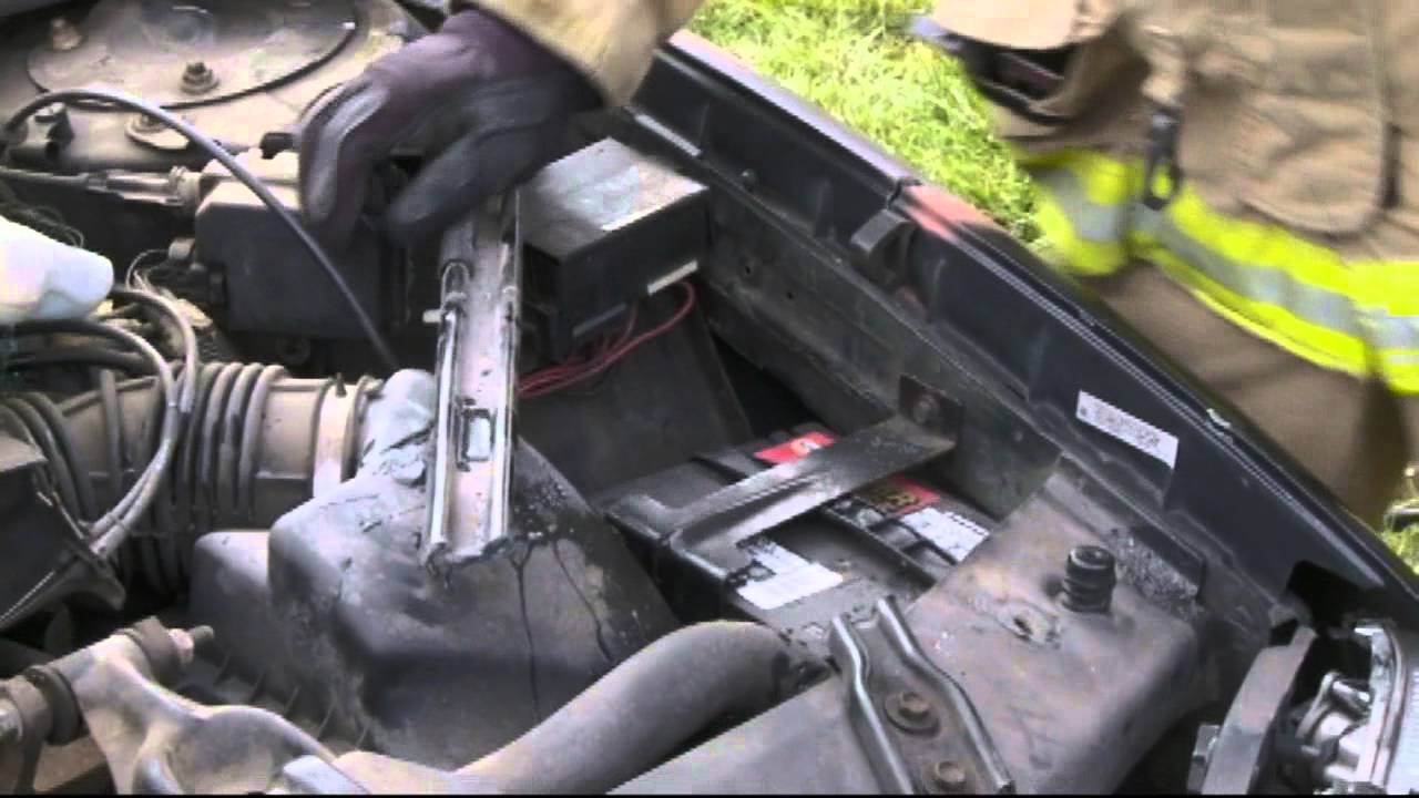 Auto Hood Access Battery 1