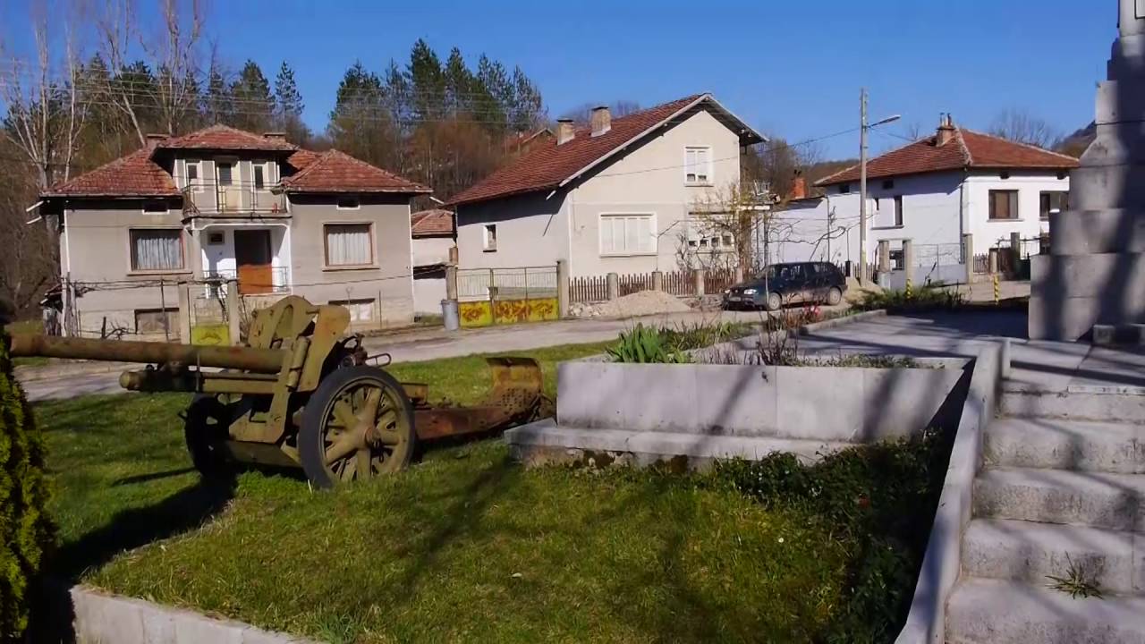 Apriltsi, doorstep to trekking in the Stara Planini (Balkan) Mountains