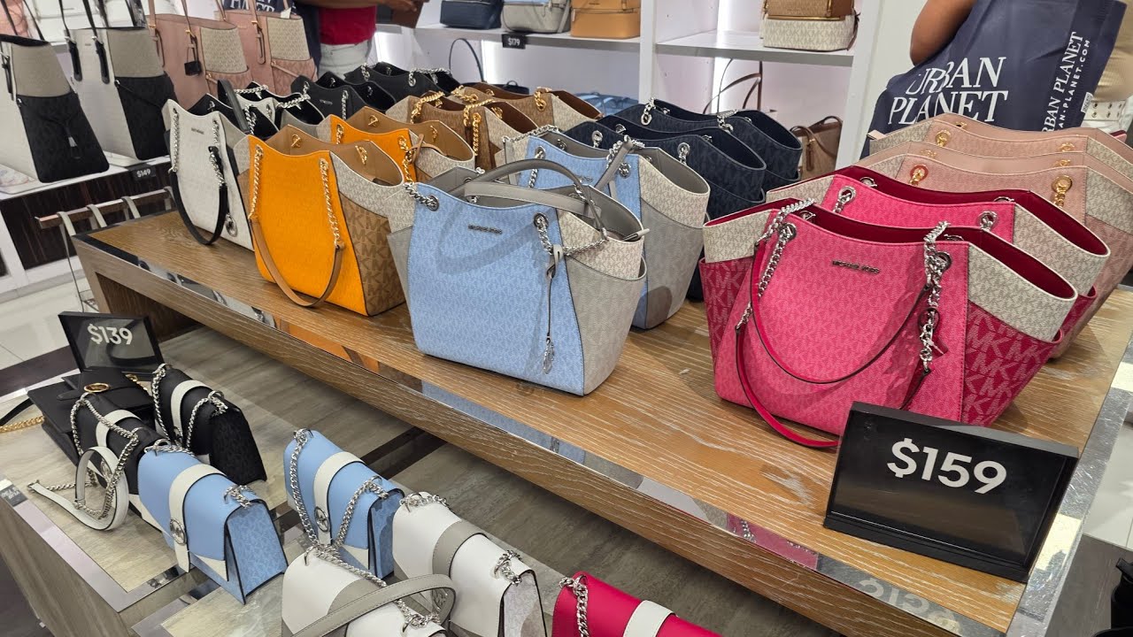 NEW‼️MICHAEL KORS OUTLET👛👜~ UP TO 70% OFF~ BAGS~ WALLETS & MORE~ LET'S BROWSE🛍