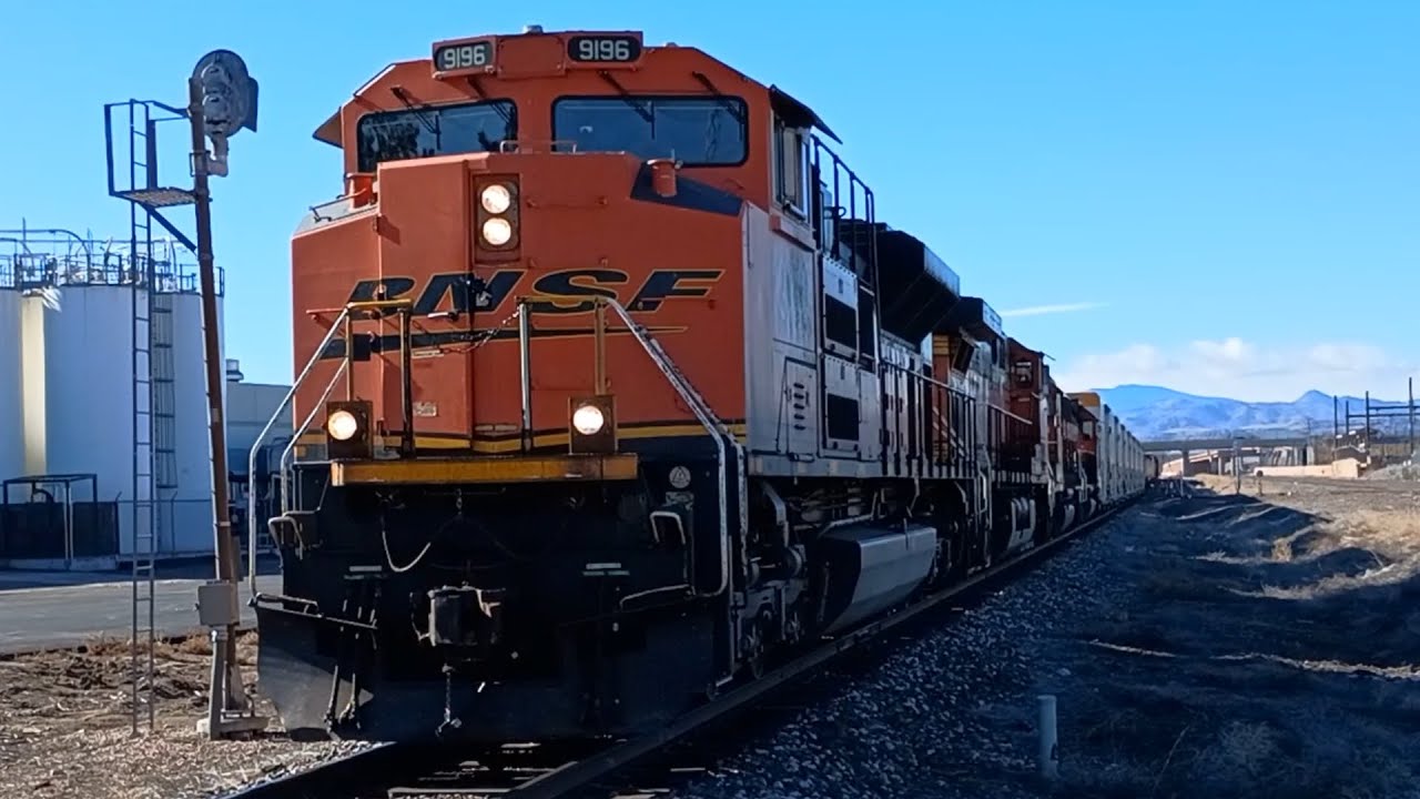 BNSF 9196 Leads the Eastbound Beer Run with H1, H2, H3, and H4!