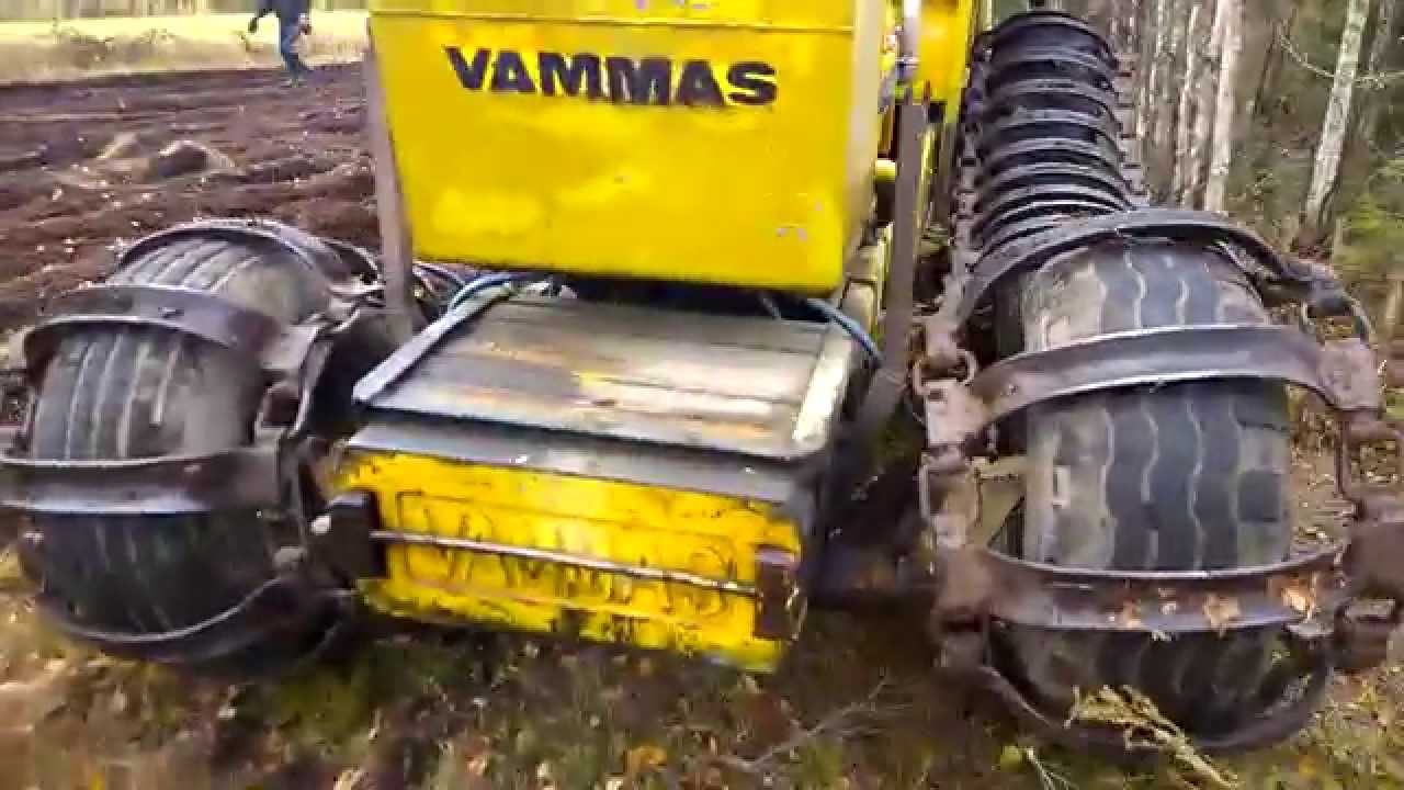 LEYLAND 270 OJAN KAIVUU, (VAMMAS)
