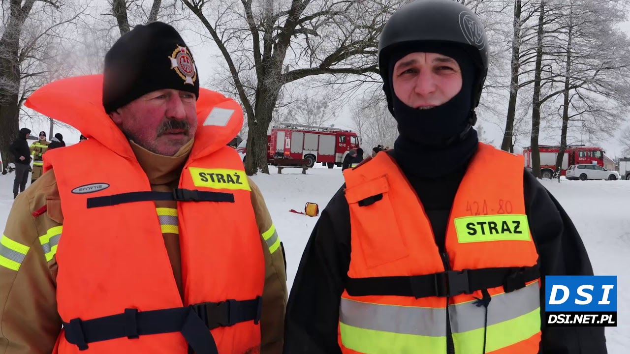 Strażacy ćwiczyli ratownictwo lodowe. Jednym ze scenariuszy była tragiczna sytuacja ze Ściennego