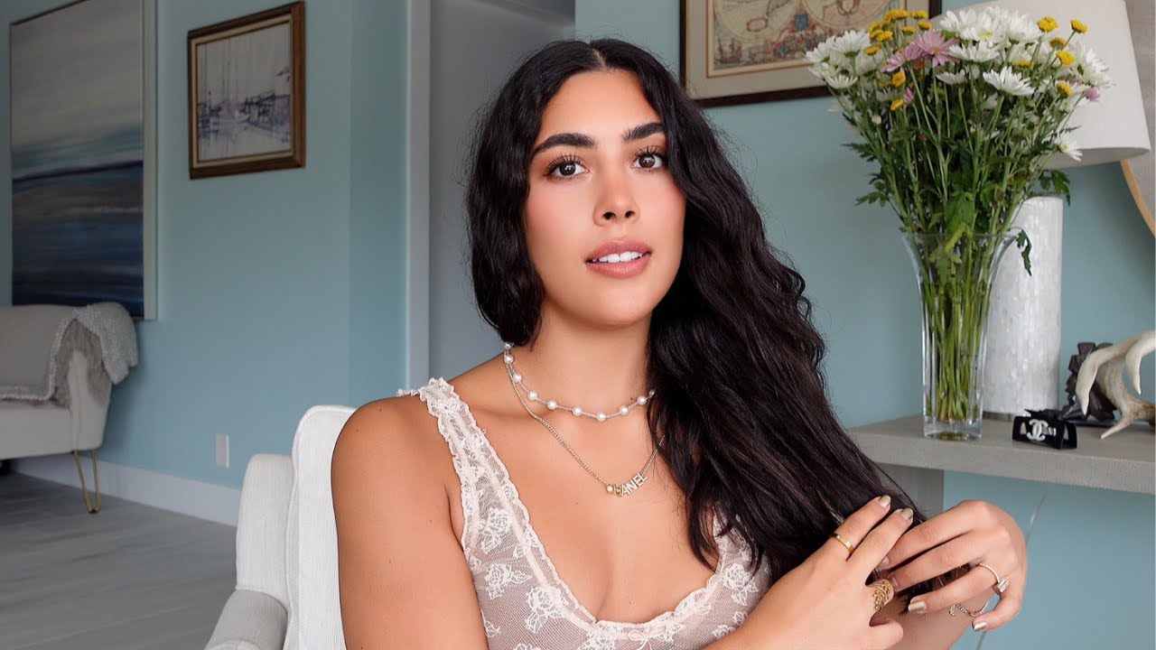 Focus on yourself, stop chasing love | 3 practices to activate your divine feminine energy