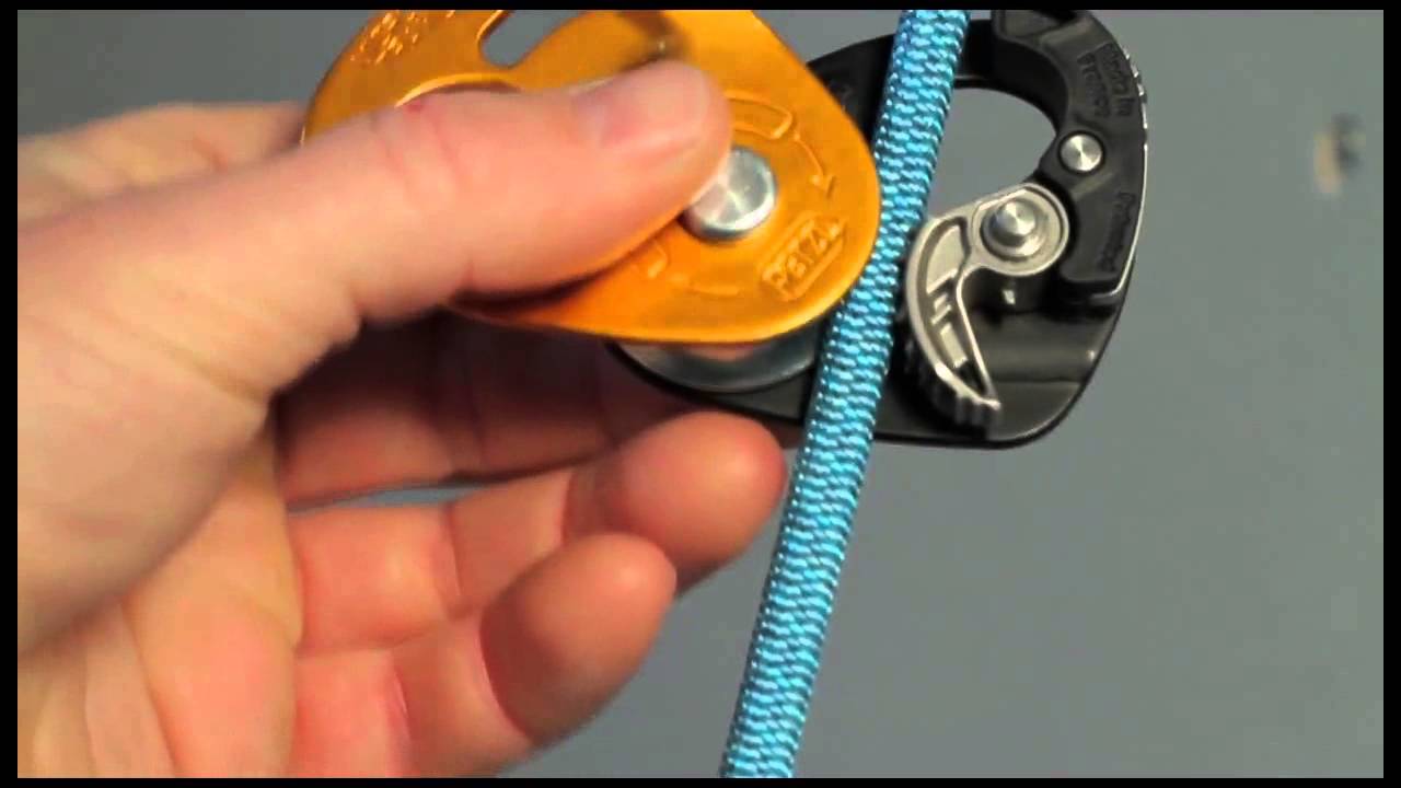 Montaje de la polea MICRO TRAXION sobre la cuerda