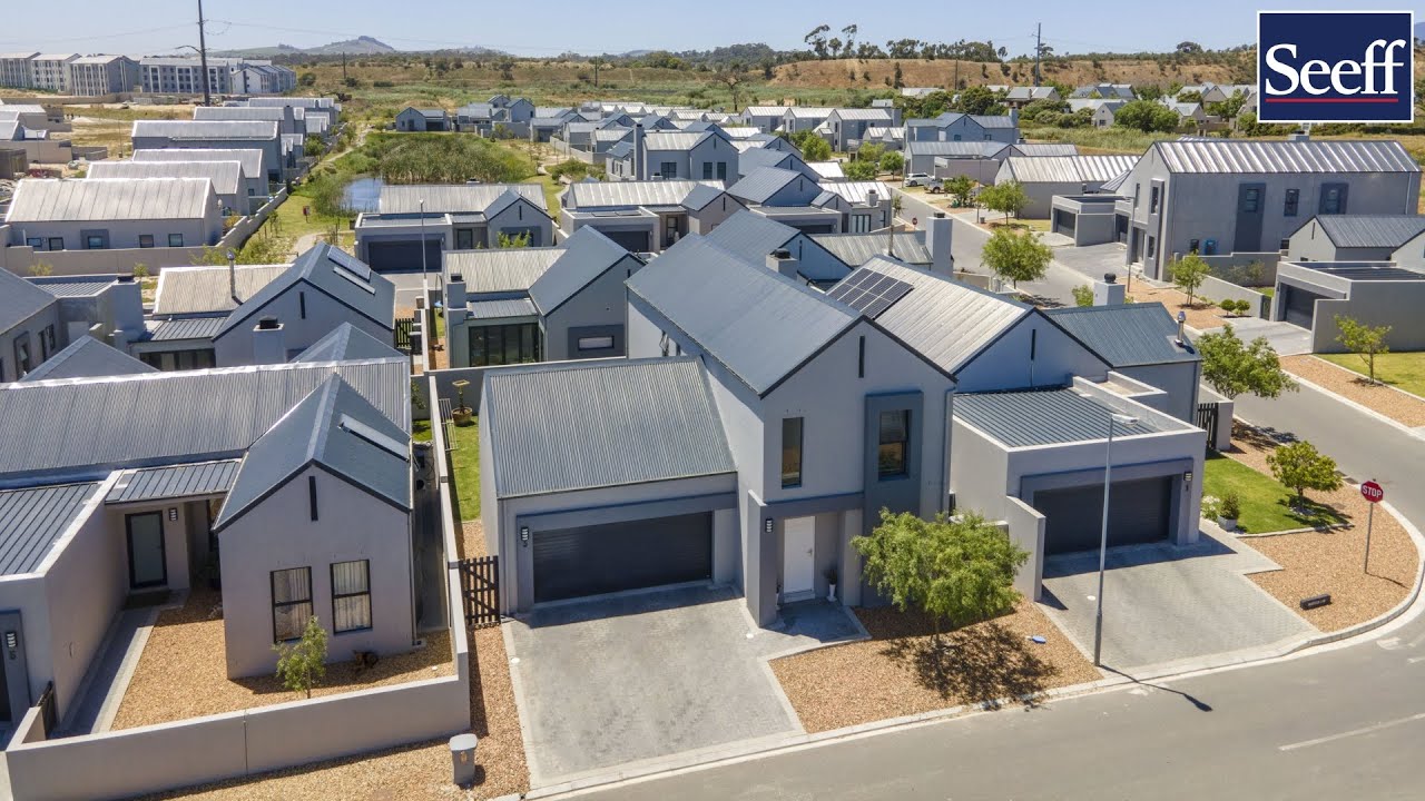 R3,395,000 | 4 Bedroom Freestanding For Sale in Aan de Wijnlanden