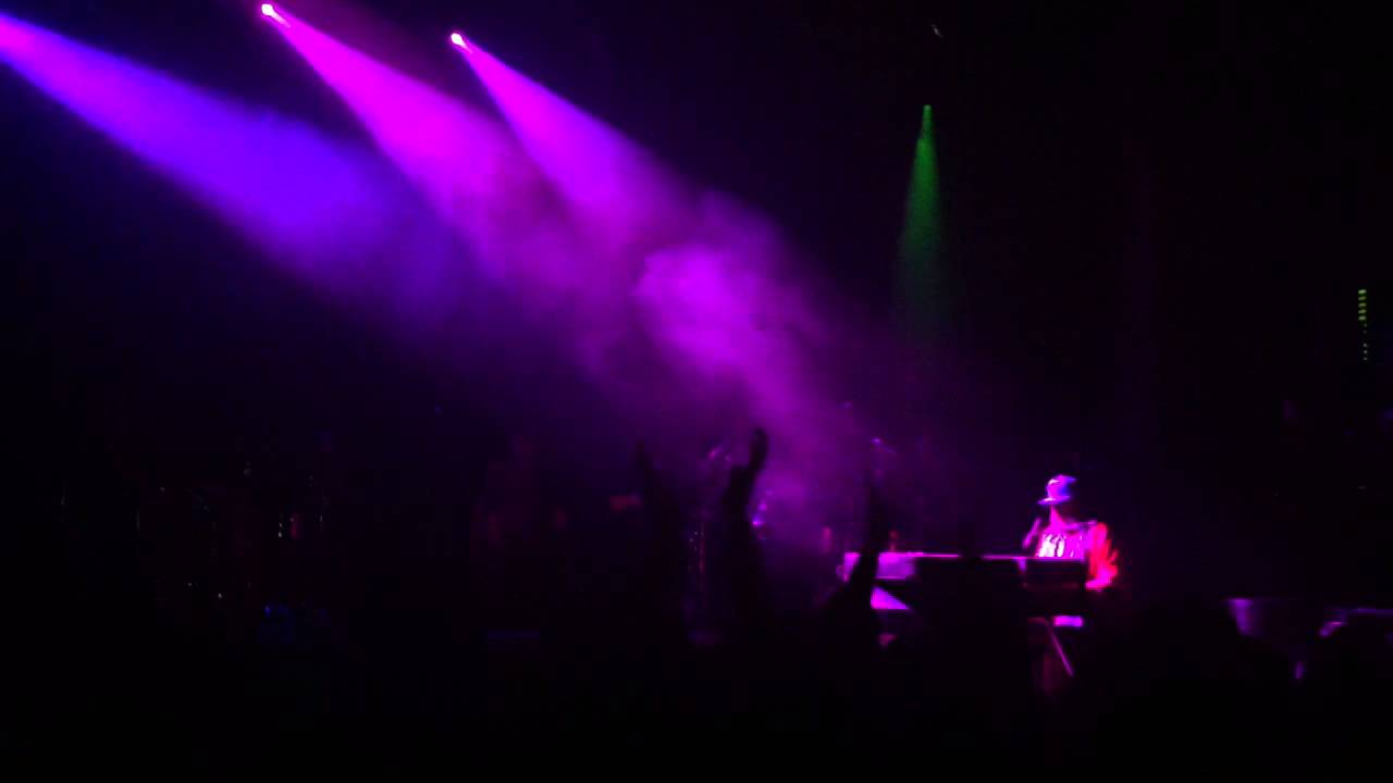 Sebastien Tellier - La Riitournelle (live at Fuzz Club Athens 06/11/2014)