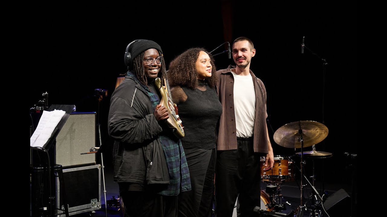Savannah Harris Trio - 
