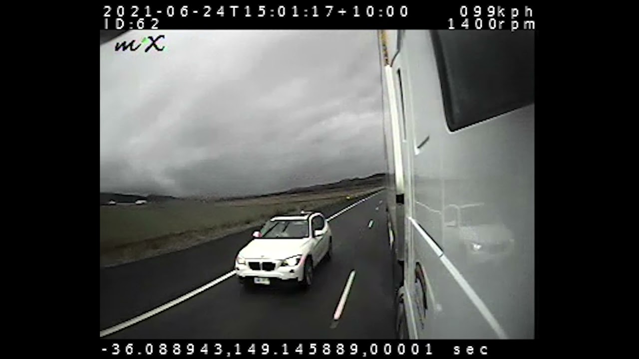 Truck crashes near Cooma on 24 June