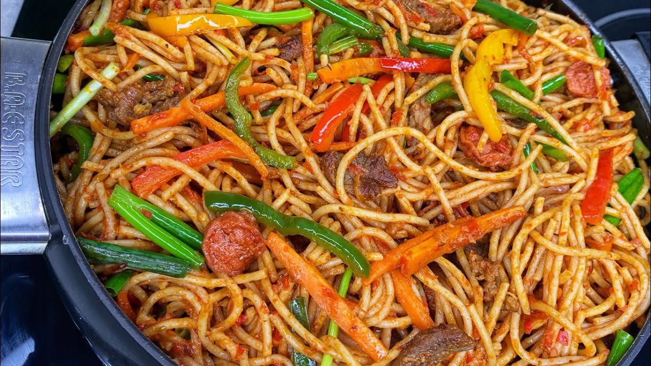 КАК ПРИГОТОВИТЬ САМЫЕ АППЕТИТНЫЕ И ВКУСНЫЕ СПАГЕТТИ ДЖОЛЛОФ #спагетти #паста #рецептспагетти