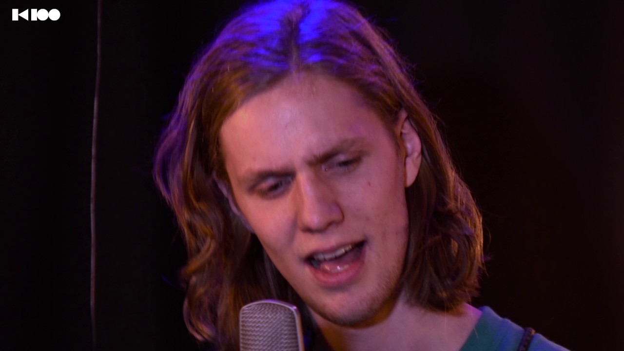 Daði Freyr - Is this love? (K100 live lounge)