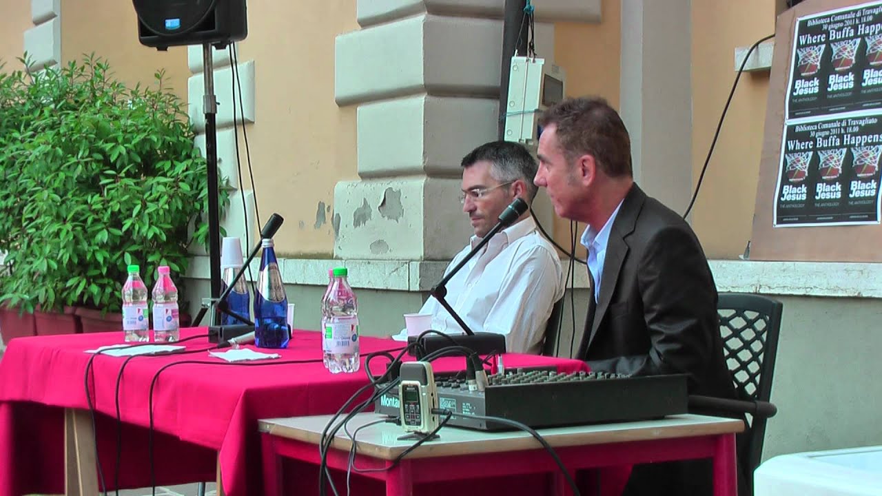 Buffa su Dirk e Crystal