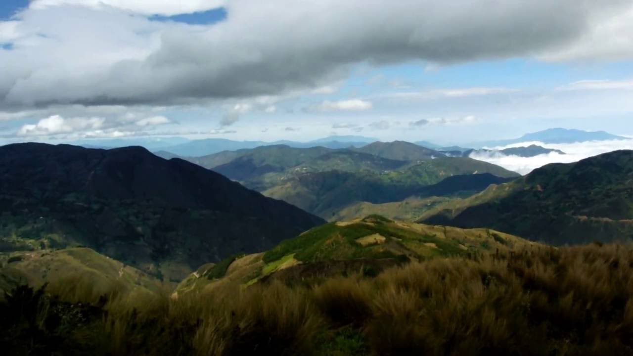 VISTA DE GUALEL DESDE CORDILLERA DE GUAGRAHUMA