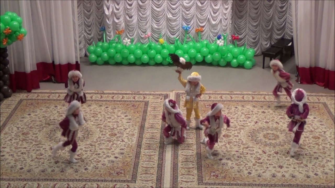 Танец воспитанников ясли-сада 