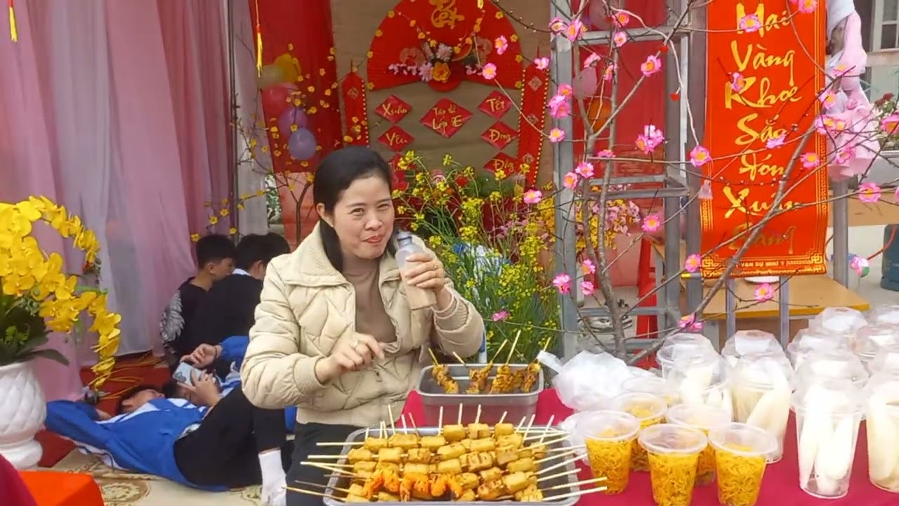 Em đi chơi hội xuân của trường anh giahuy