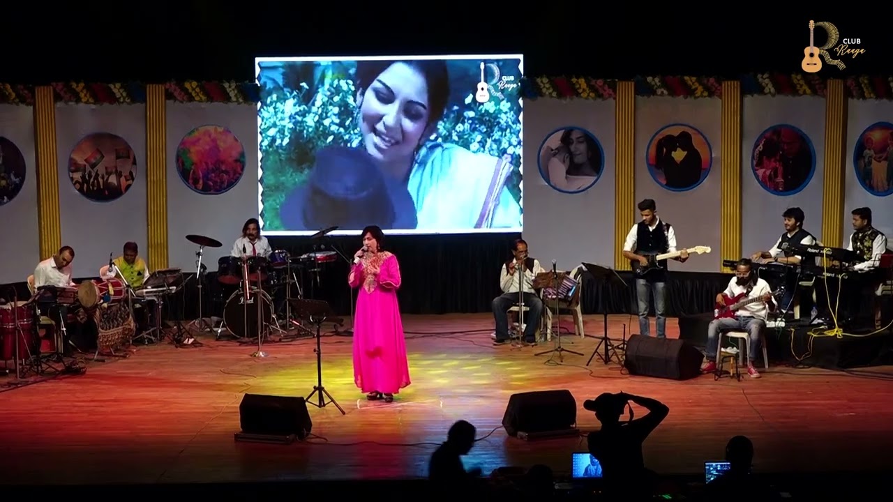 Chanda hai tu Mera Suraj hai tu by Jyoti Christian.