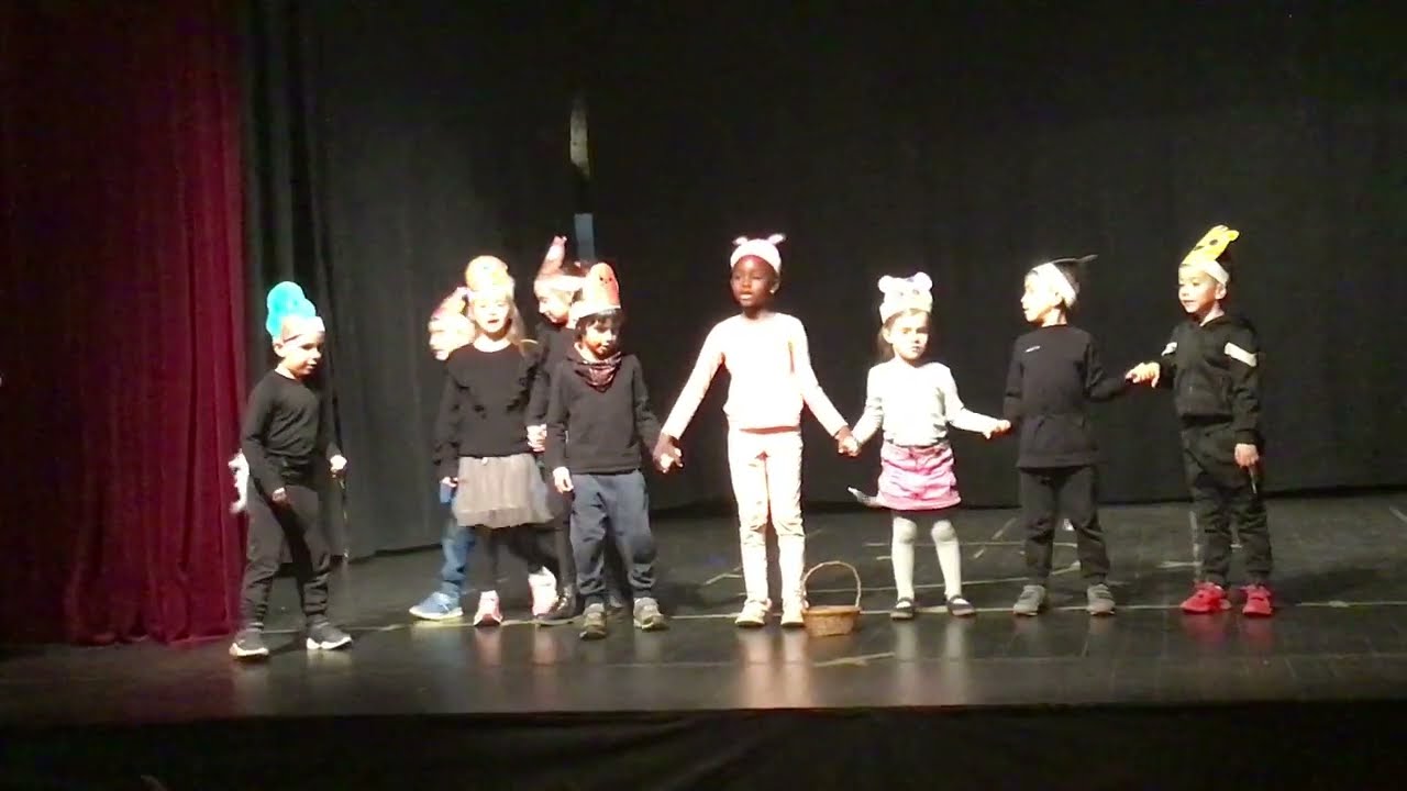 Teatre P5A 1 de 1 La rateta que escombrava l'escaleta