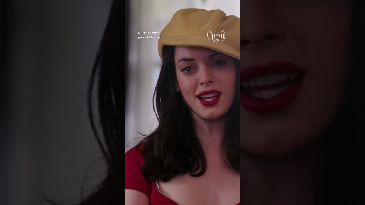 Paige takes Prue's old room at Halliwell manor! #charmed | Where to watch: para.mt/Charmed #shorts