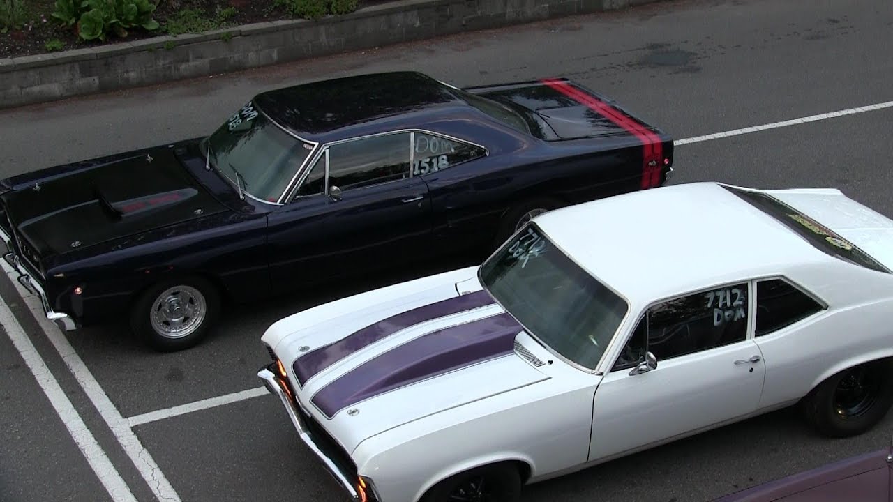 Classic Muscle Cars Drag Racing