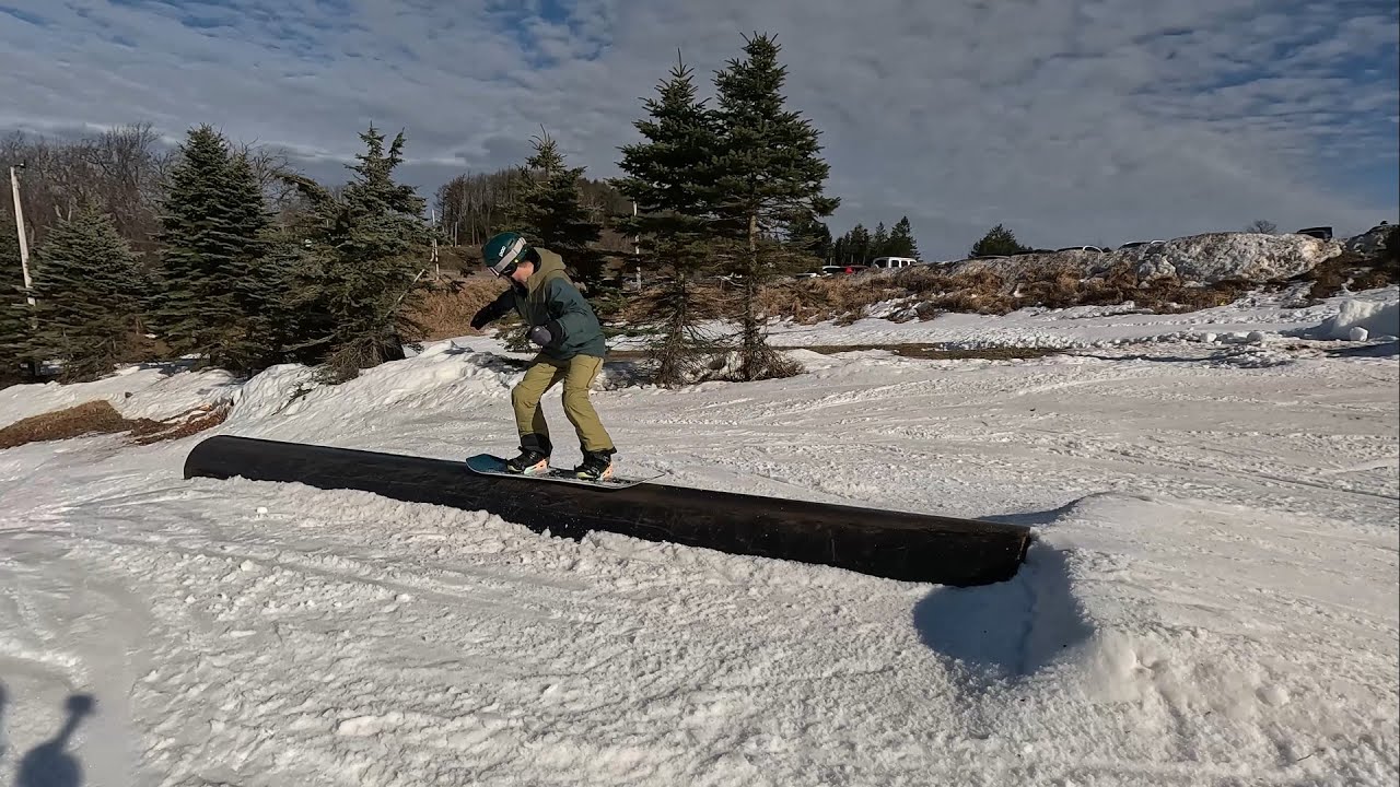 22/23 D2 - @Seven Springs - Snowboarding on Weekday with GoPro Hero 11!