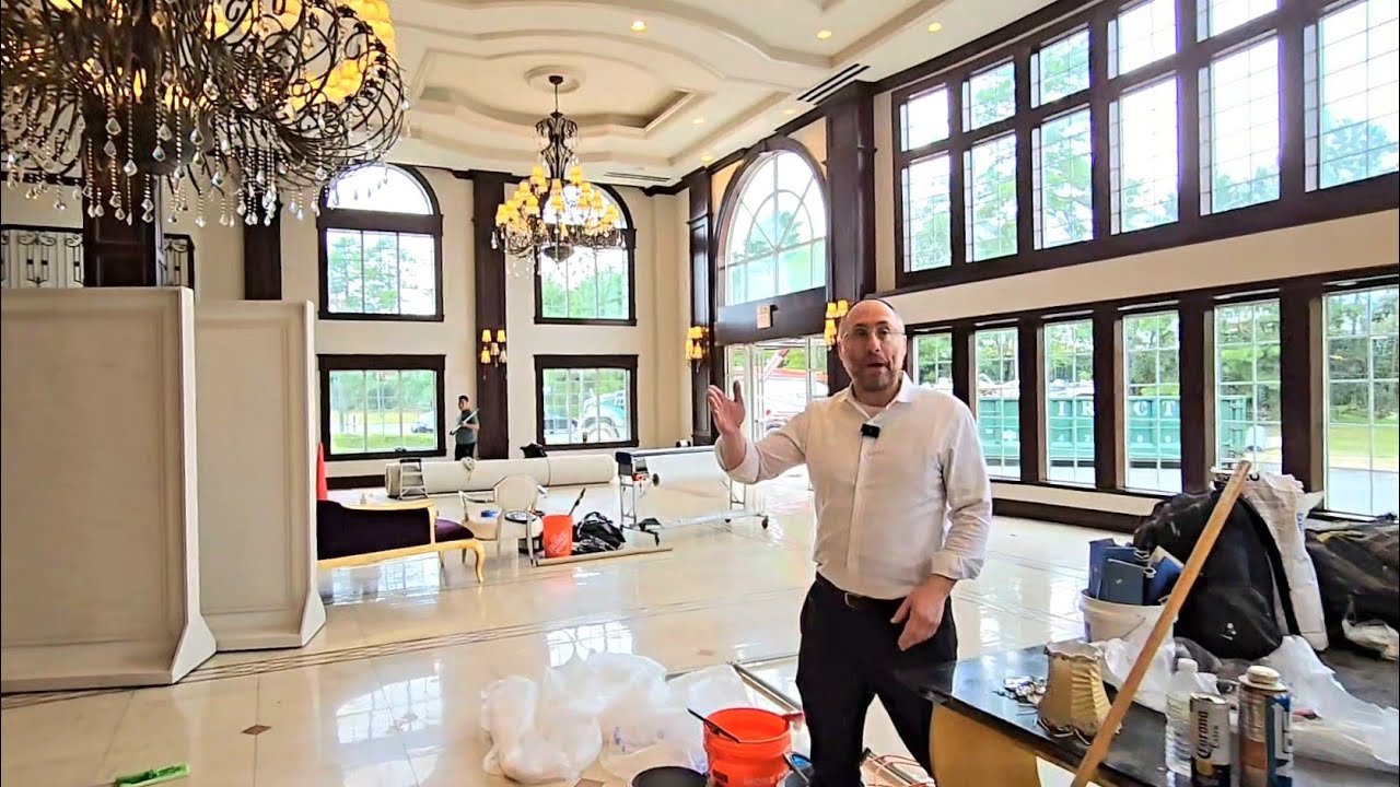 A $1 million renovation has been completed at the beautiful N'eemas Hachaim hall during the 3 weeks.