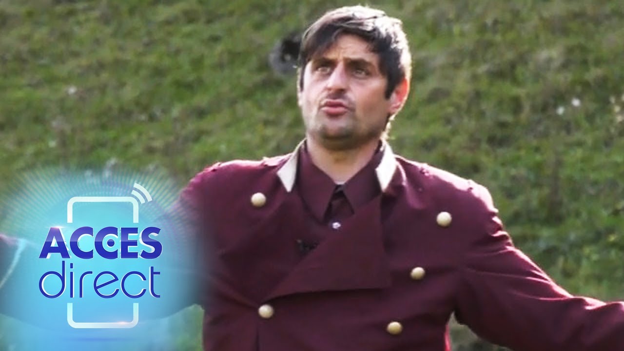 Arthur Dichisitul, în costum de sărbătoare la revederea cu tatăl său