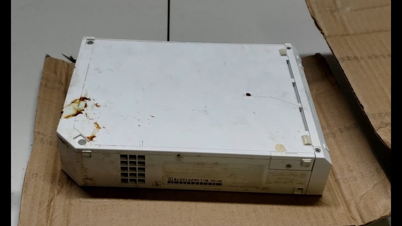 Wii from eBay: Cleaning, Fixing, and Restoration