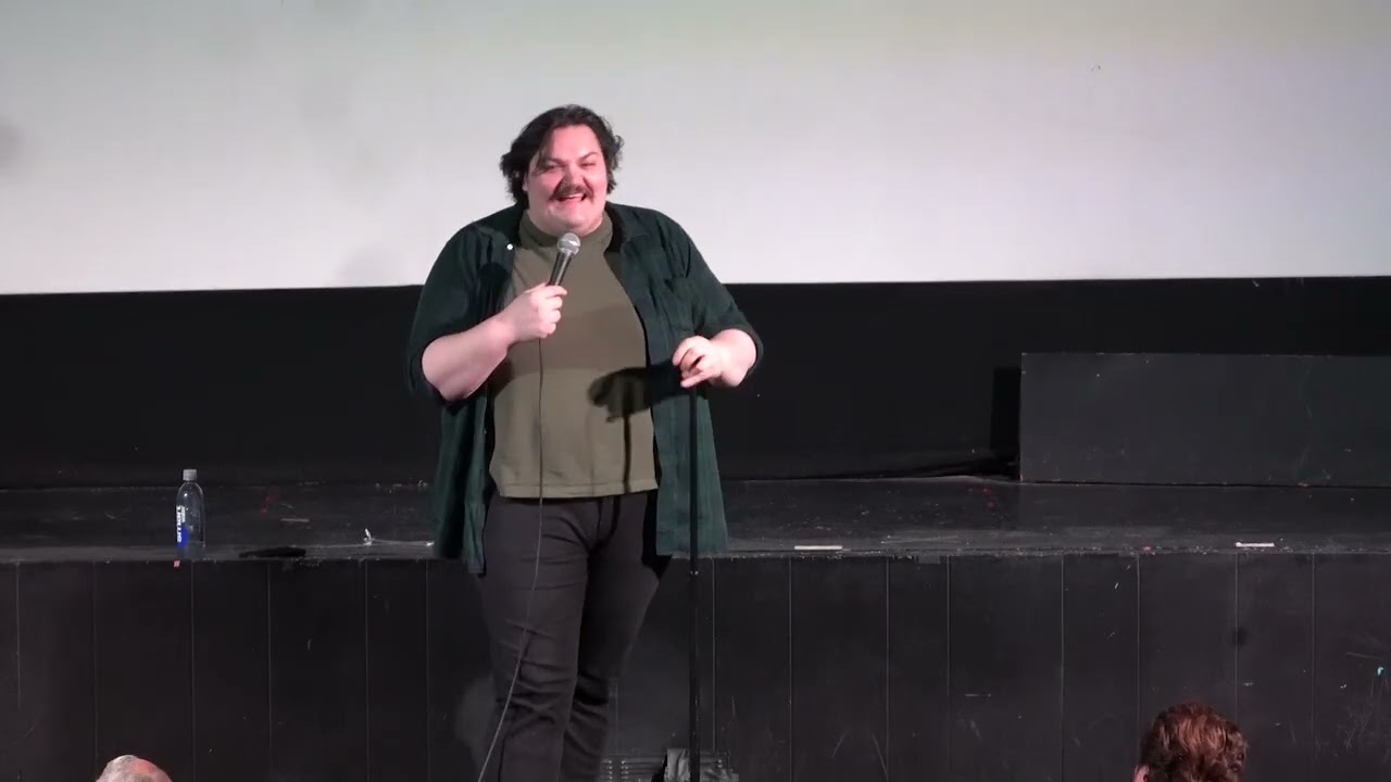Ten Minutes of Stand Up Comedy - Colin Armstrong