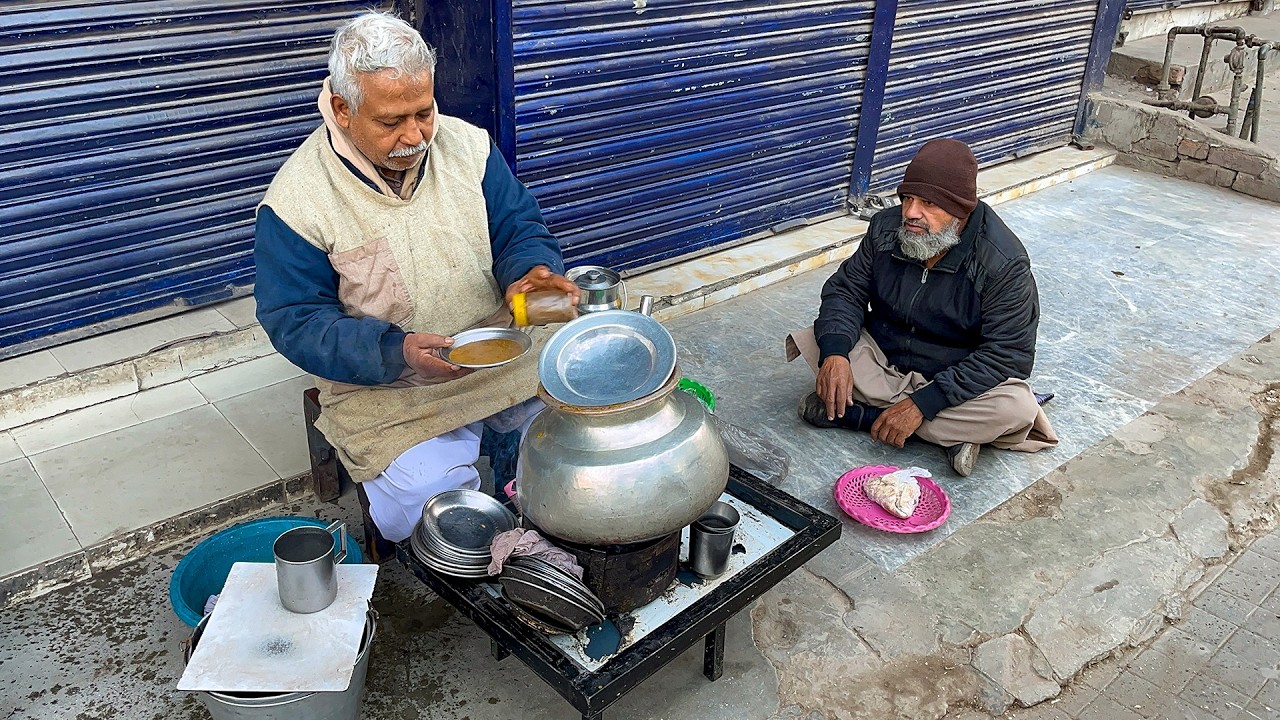 SOLD OUT IN 2 HOURS! 😱 THE LEGENDARY HALEEM WALA WHO DISAPPEARS BEFORE THE BAZAAR OPENS 🔥🍲
