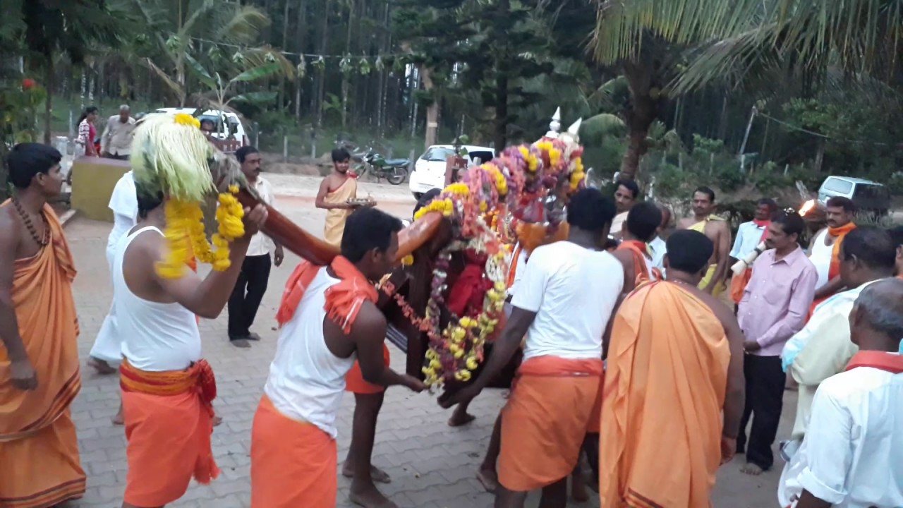 Sri Ammanvara Pallakki Utsava Megaravalli @ Pooranesh Gowda