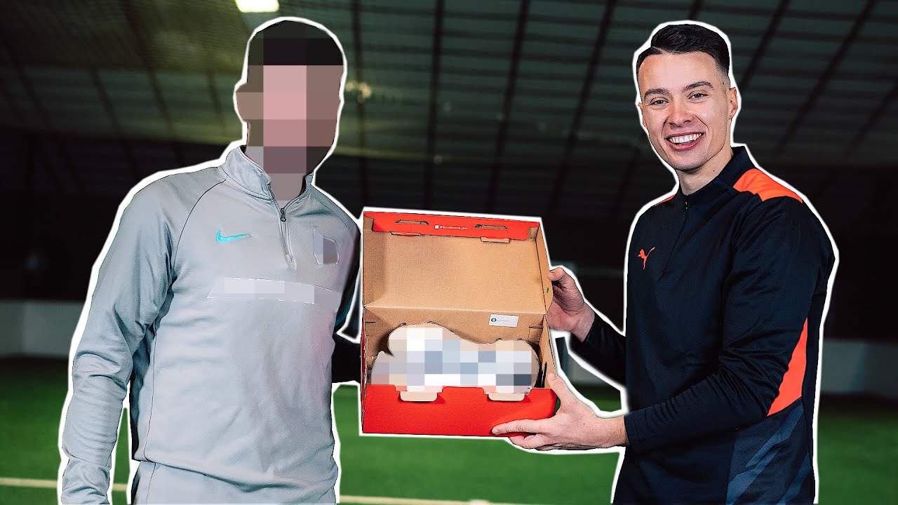 Ich designe Fußballschuhe für einen Bundesliga Spieler!